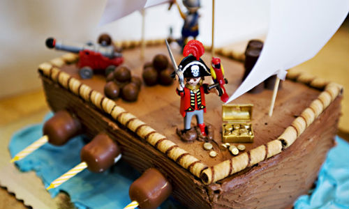 pirate ship birthday cake - creative cakes by real moms - Help! We've Got Kids