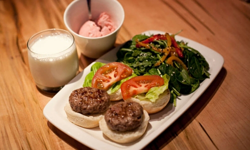 Toronto's Best Burgers for Kids | Help! We've Got Kids