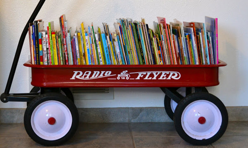 9 Ideas for Organizing Your Child's Books | Help! We've Got Kids