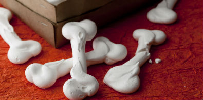 Meringue Bones Halloween