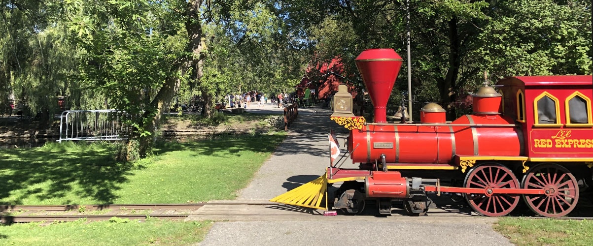 The Little Train-Lover's Guide to Toronto