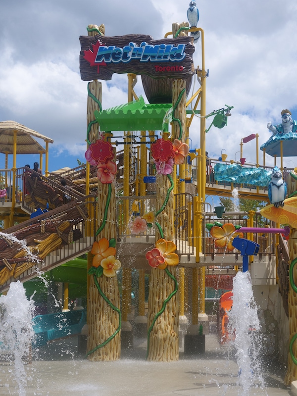 Wet'n'Wild Water Park Bear Footin' Bay