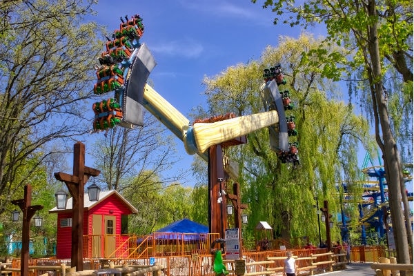 Guide to Canada's Wonderland with Toddlers and Young Kids